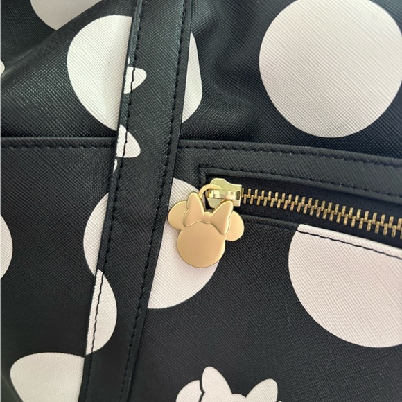 Freshly Picked Minnie Lots of Dots Weekender - Picture 4 of 6